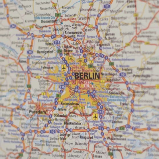 peta Berlin iPhoneX Wallpaper