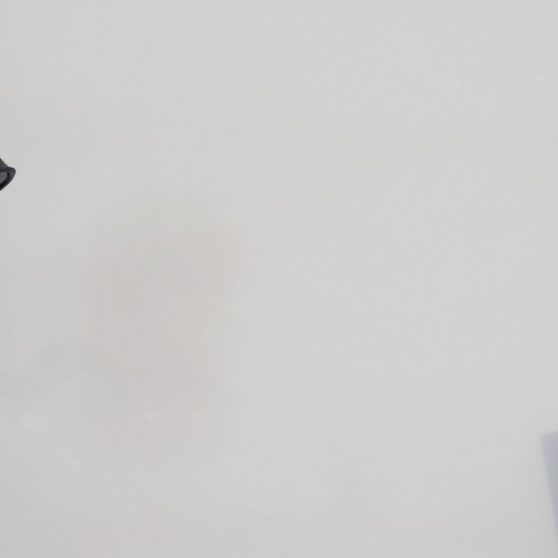 pedalamanposter meja putih iPhoneX Wallpaper