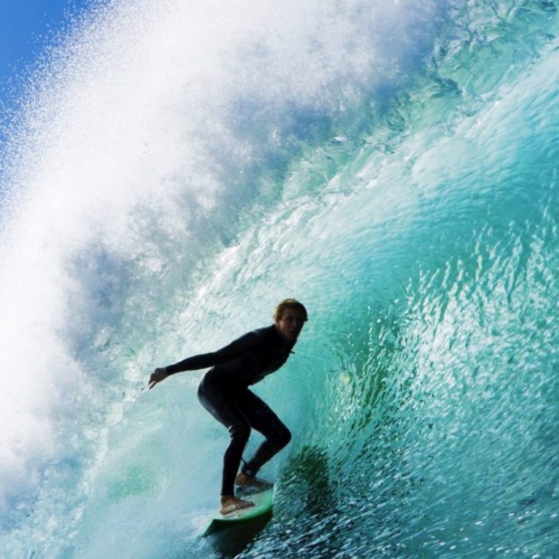 pemandangan surfing laut biru iPhoneXSMax Wallpaper