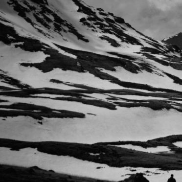 自然雪山の iPhone6s / iPhone6 壁紙