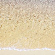 風景砂浜海の iPhone8 壁紙