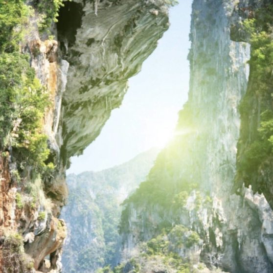自然風景緑青海崖の iPhoneX 壁紙